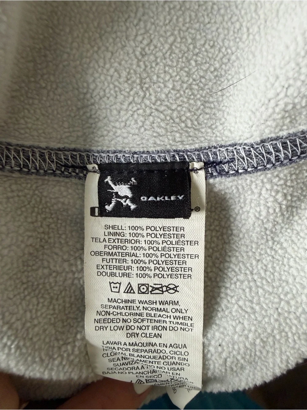 Oakley Men’s Heather Grey Hooded Performance Jacket with Navy Trim